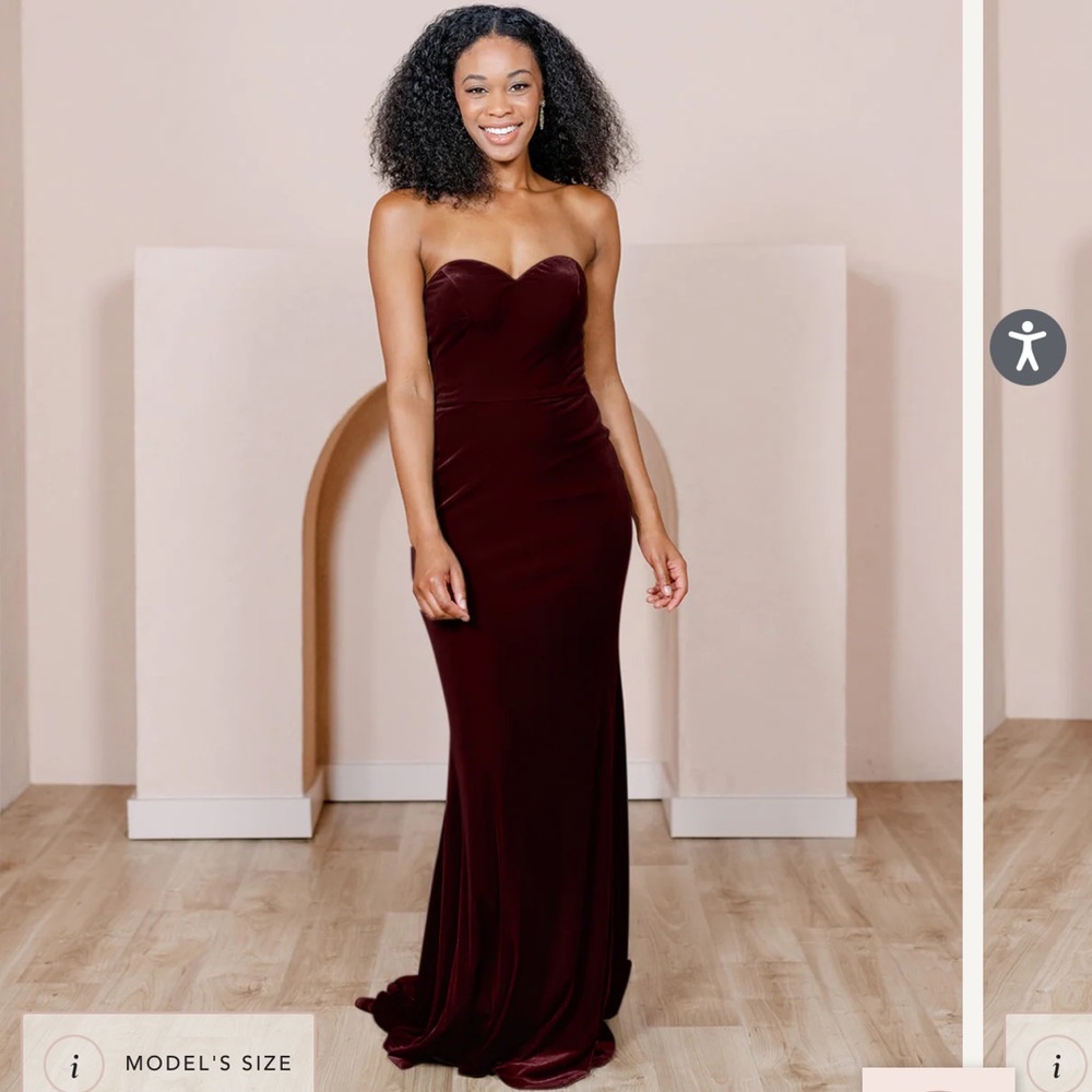Reverly Quinn Velvet Dress - Burgundy/ Maroon